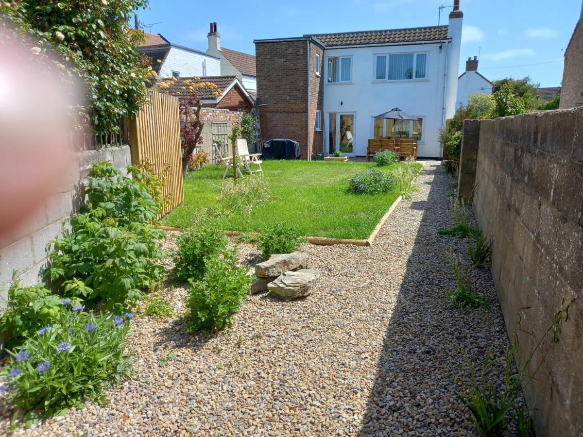 Pet Friendly Beautiful Detached Cottage Close To Spurn Point, Easington And Withersea Kingston upon Hull Exterior foto